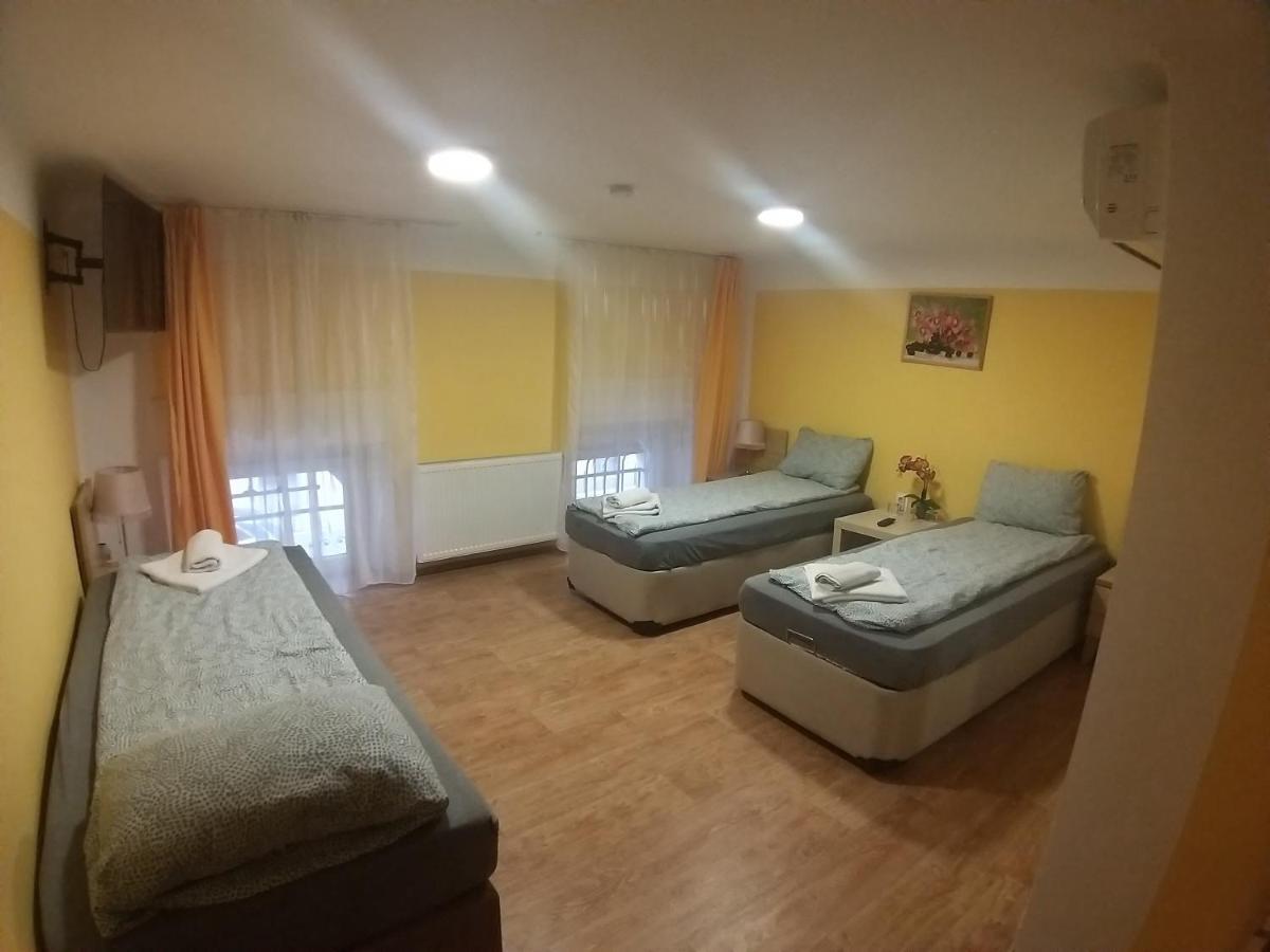 Deniz Guesthouse Βουδαπέστη Εξωτερικό φωτογραφία