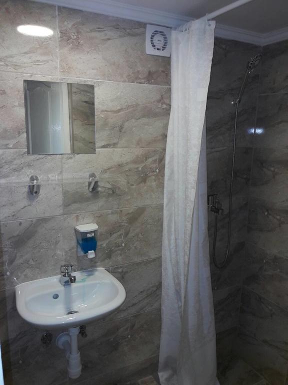 Deniz Guesthouse Βουδαπέστη Εξωτερικό φωτογραφία